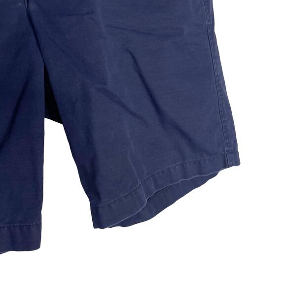 Gap Womens 2 Indigo Blue Girlfriend Roll Shorts Chino Cotton Flat Front Casual - Picture 4 of 7